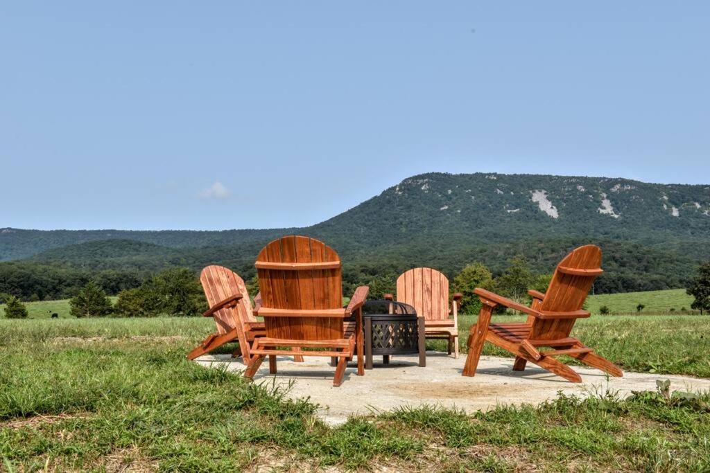 Holly Tree Retreat Located In Beautiful Luray, Va. Villa Exteriör bild