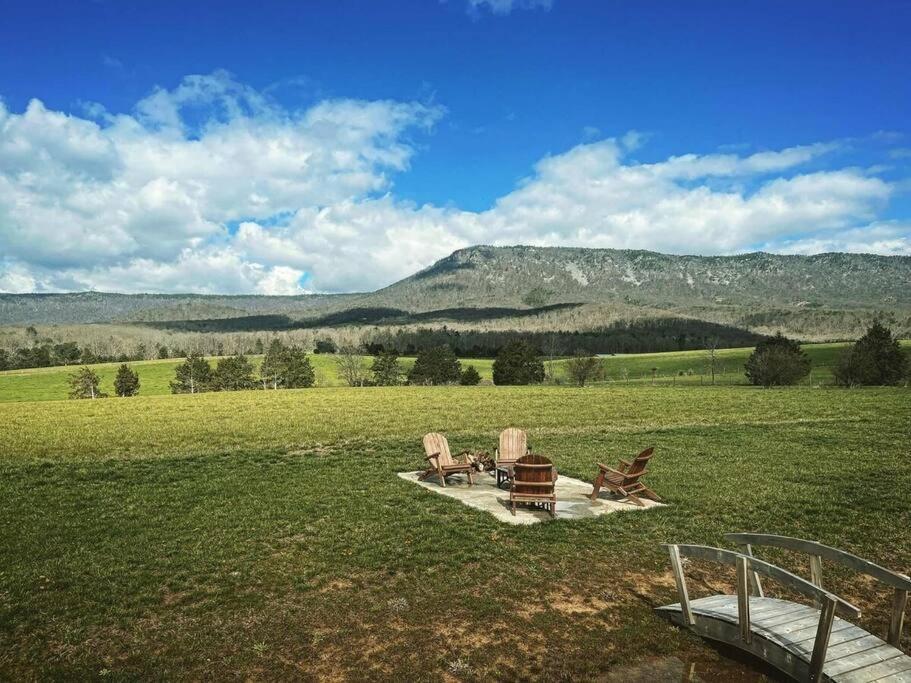 Holly Tree Retreat Located In Beautiful Luray, Va. Villa Exteriör bild